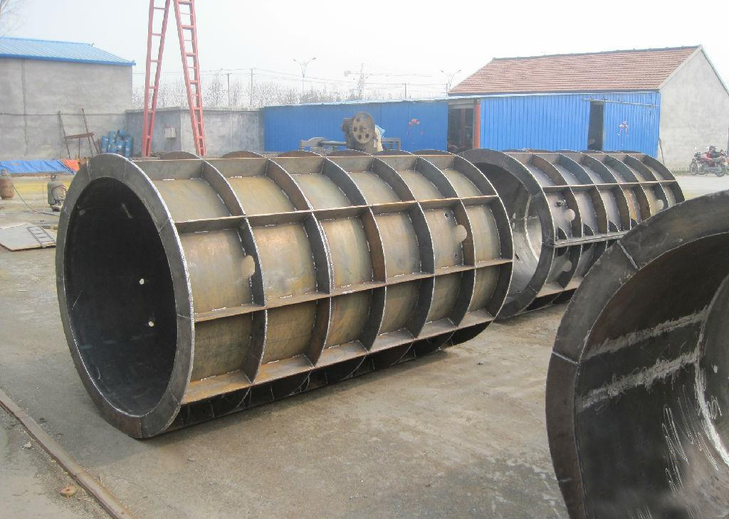 1634940661898924.jpg 鋼模預(yù)制.jpg